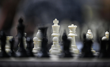 Гроссмейстер из США оценил попытки запретить россиянам выступать с флагом