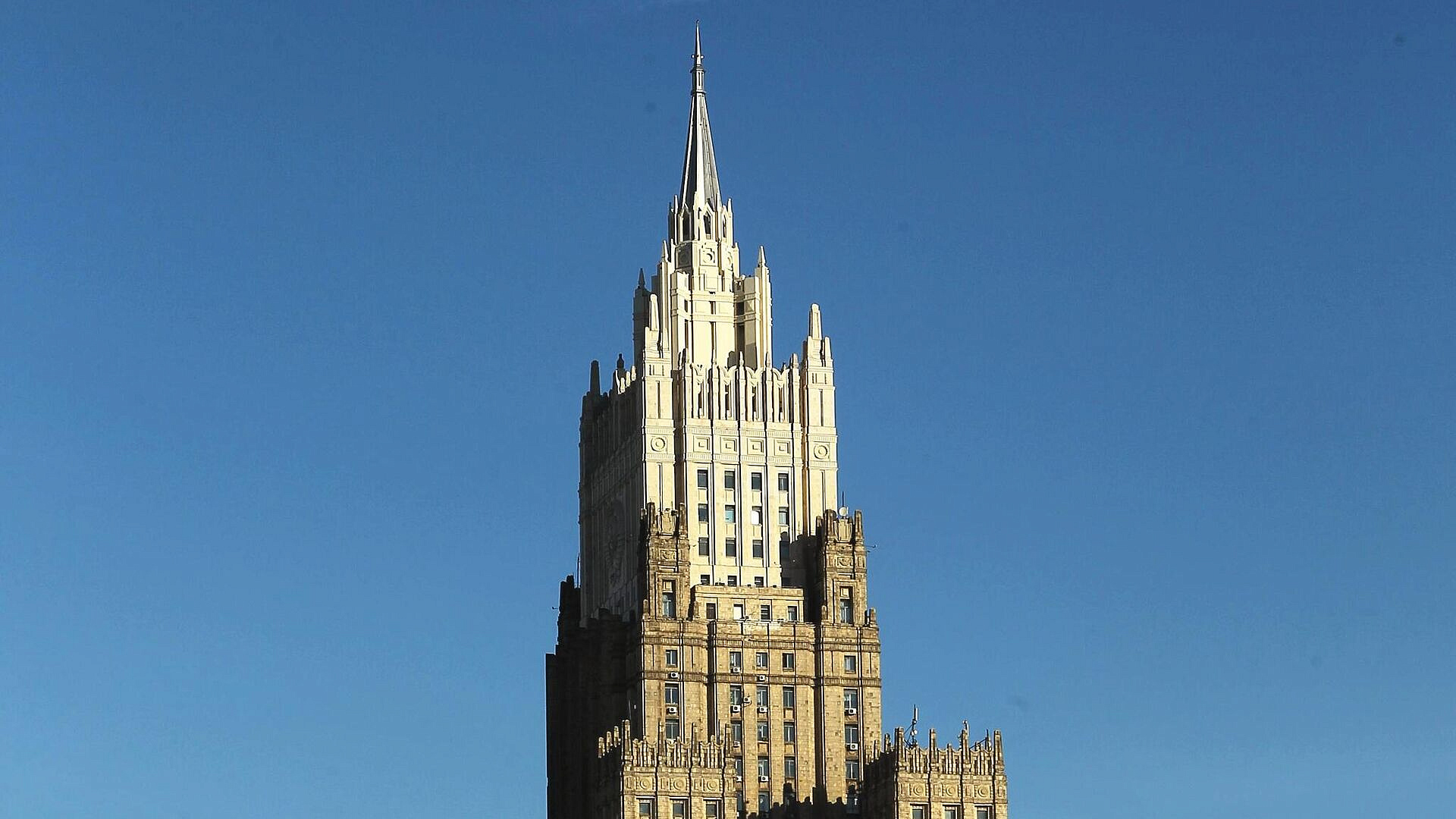 МИД прокомментировал решение США разместить ракеты средней дальности в АТР