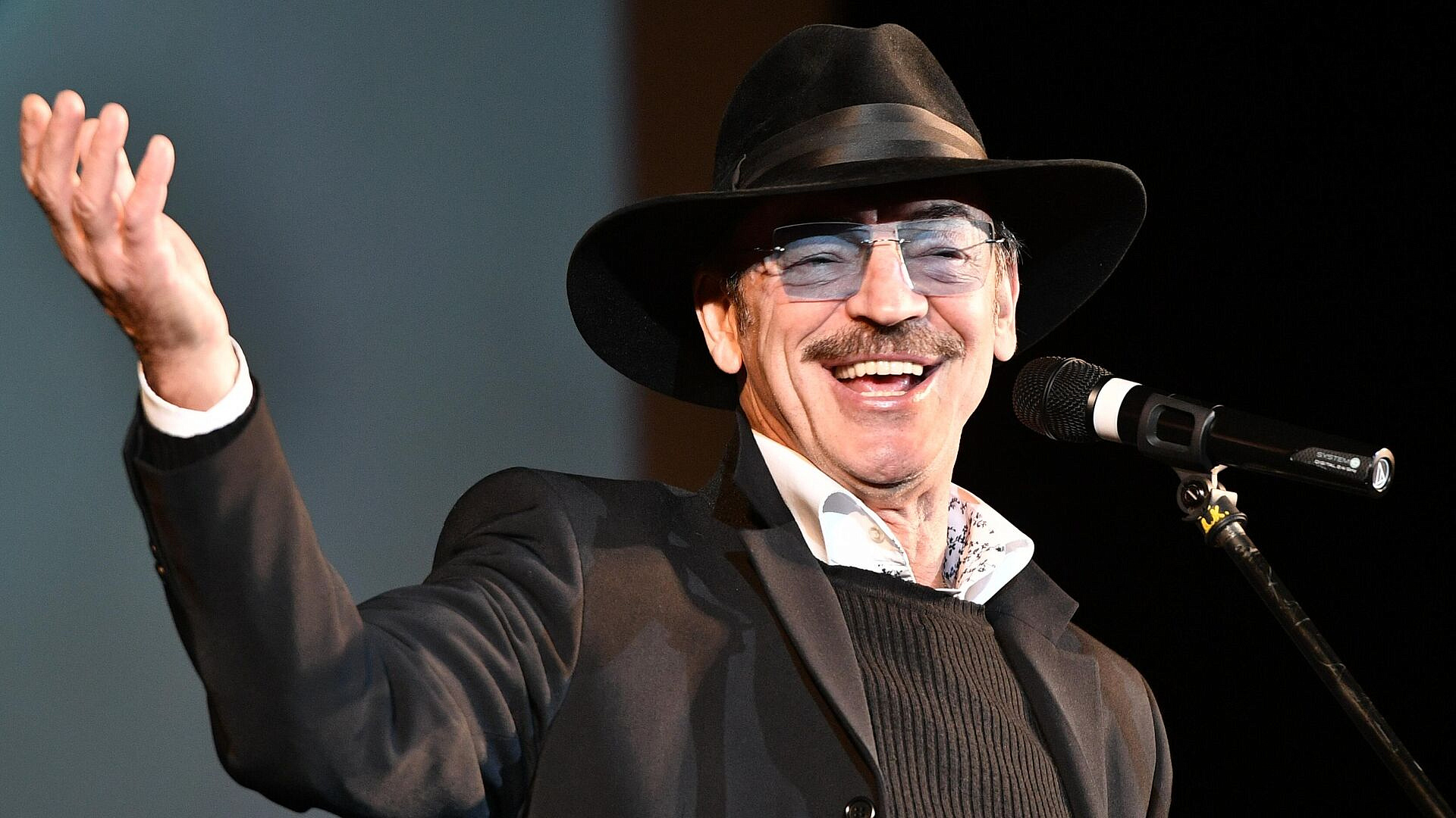 Боярский пропустит еще два спектакля