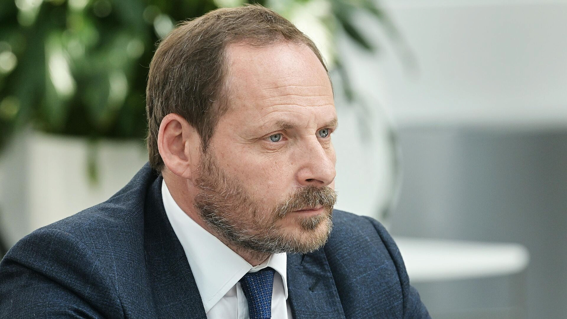 СМИ: ЕС согласовал исключение сооснователя "Яндекса" из списка санкций