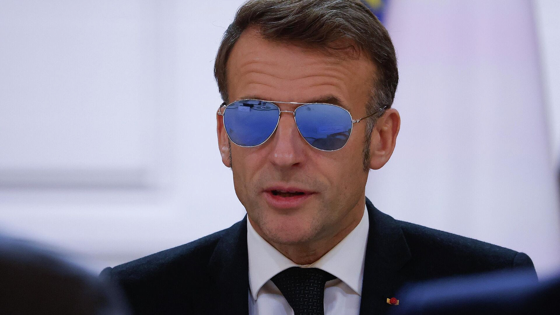 Макрон проголосовал на муниципальных выборах во Франции