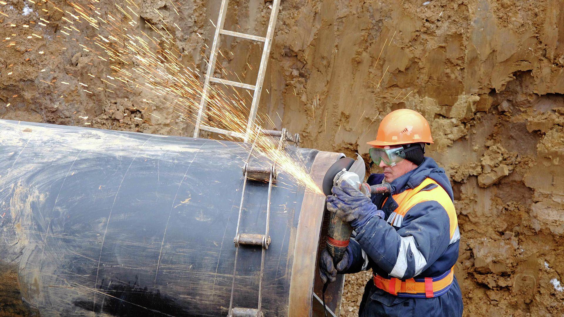 Строительство газопровода высокого давления завершается в ТиНАО в Москве