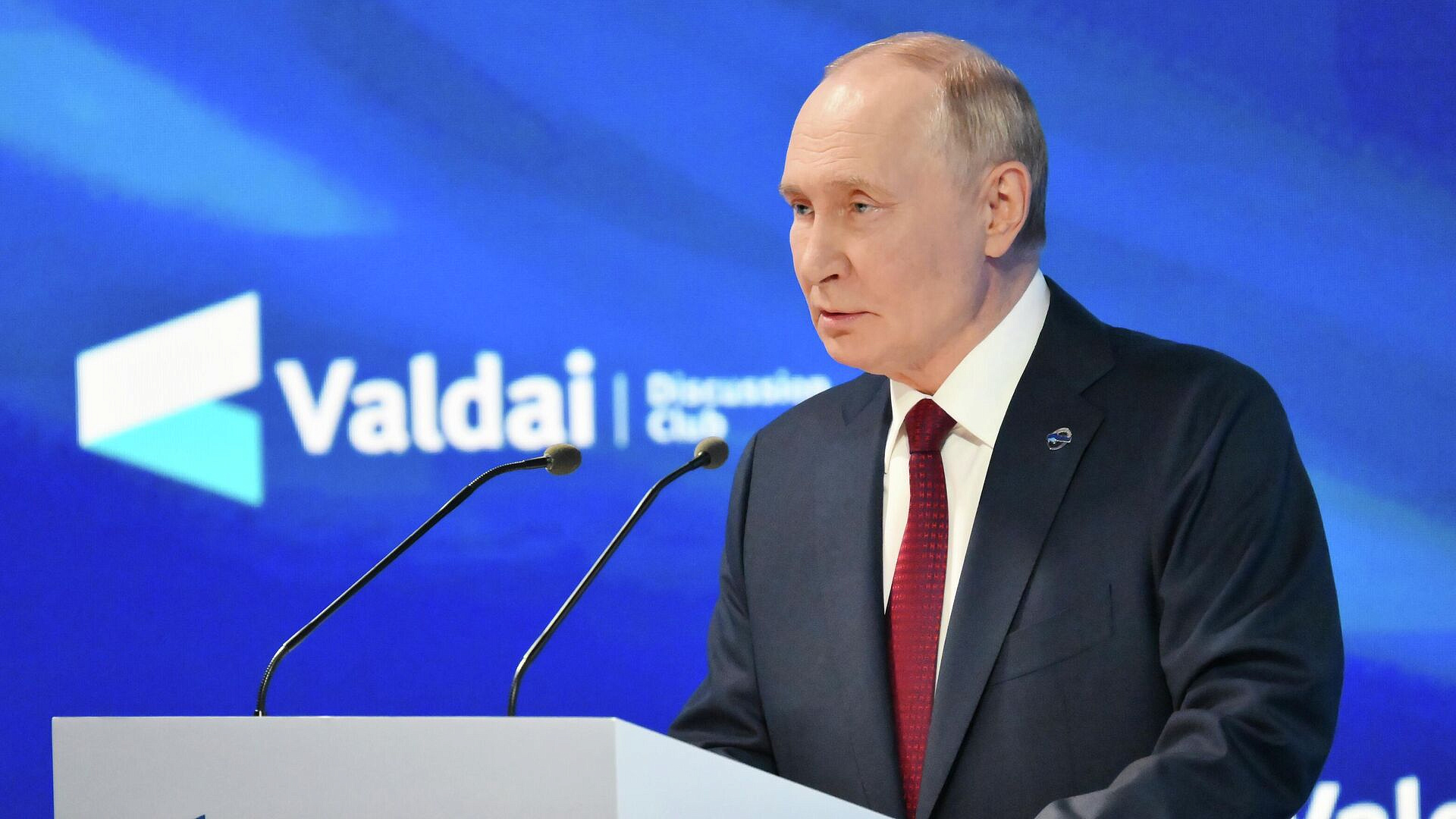 У России на границе с Финляндией будут вооруженные силы, заявил Путин