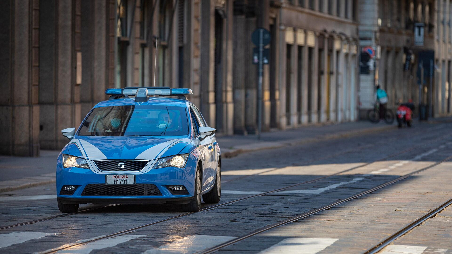 Сиделка-молдаванка пыталась убить пожилую итальянку зарядкой от телефона