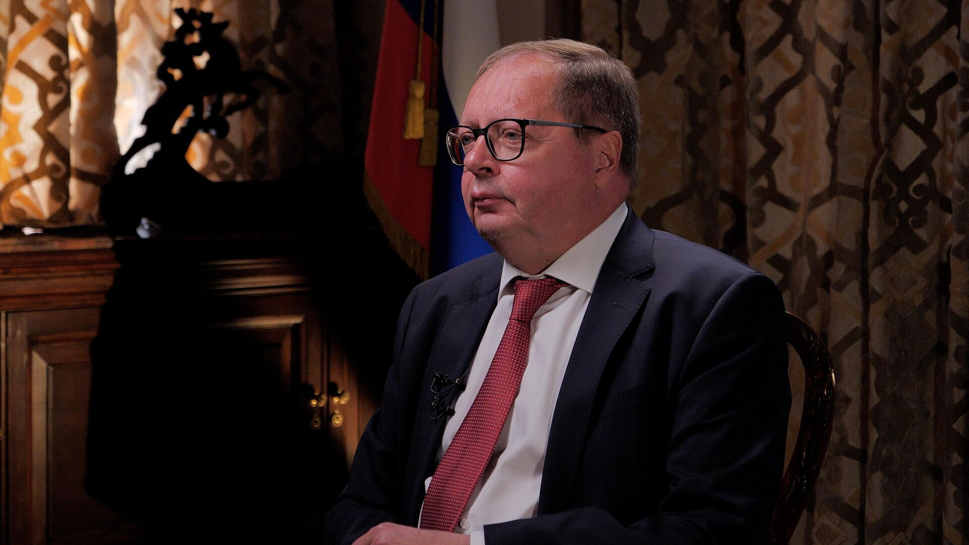 Посол России в Лондоне назвал одну из главных задач дипломатии 