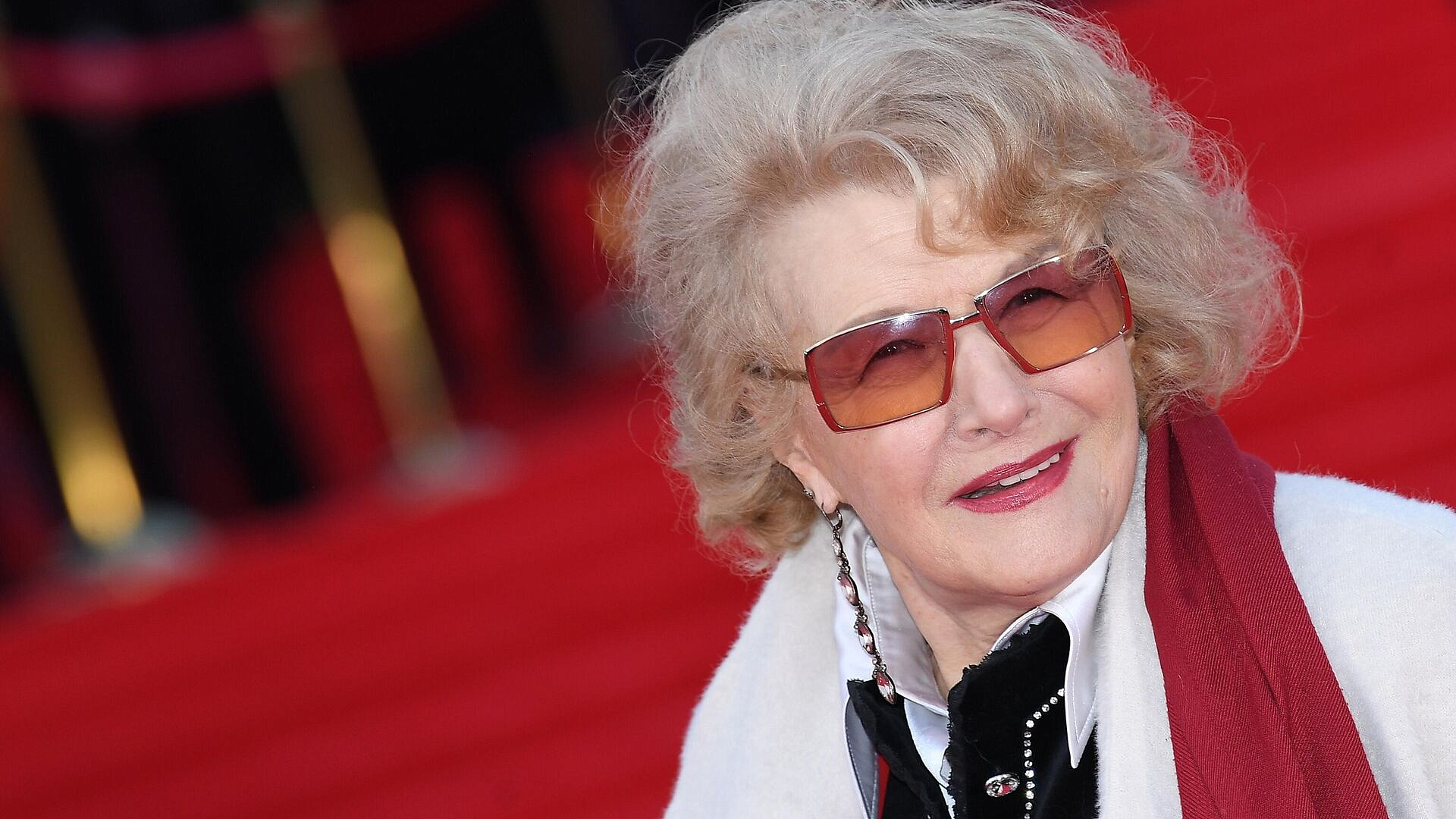 ����� ��������� �������� ��������� � �������