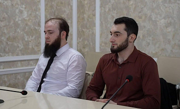 Двух жителей Дагестана наградили за спасение собак во время подтоплений