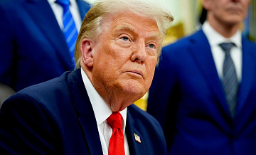 Трамп заявил, что с радостью бы поборолся за третий президентский срок