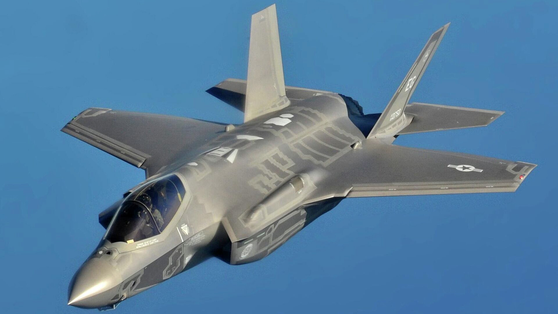 Польша получила три первых американских истребителя F-35