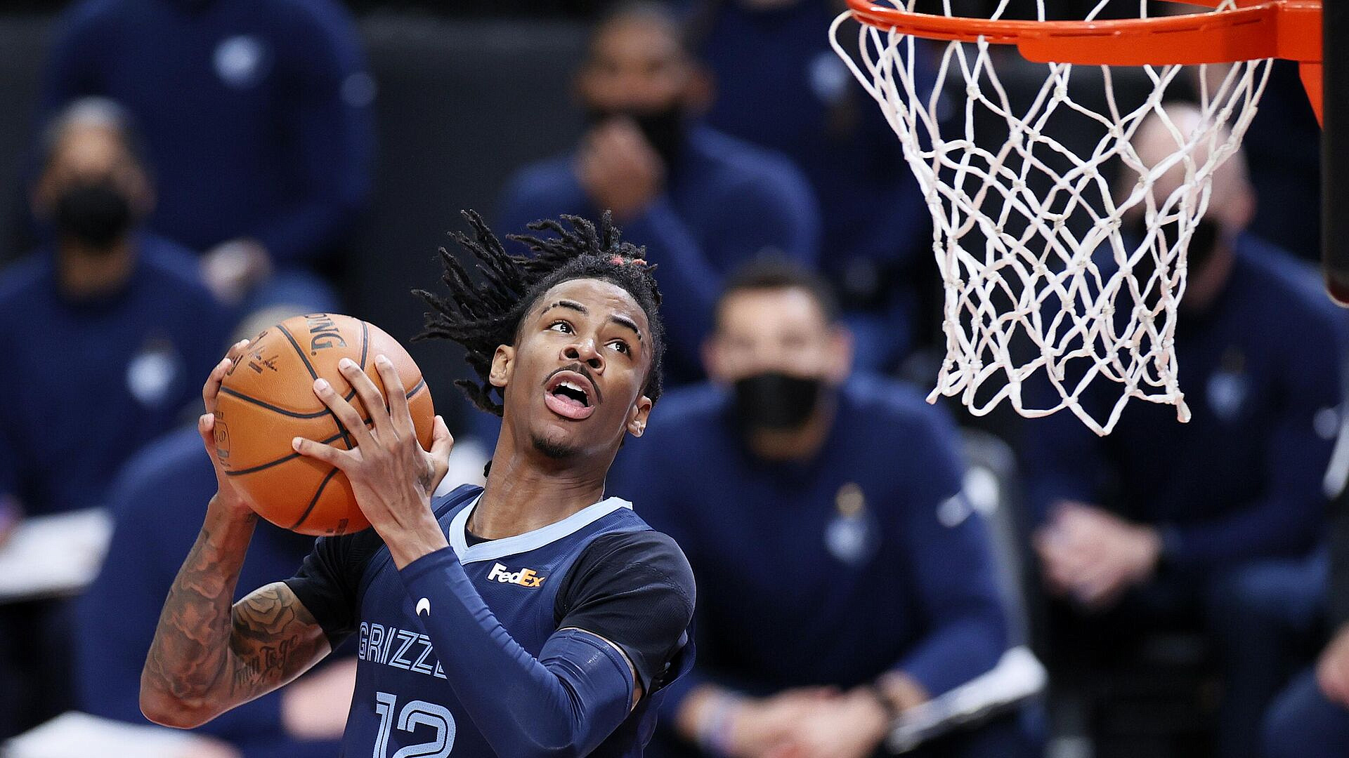 Защитник "Мемфиса" Морант выбыл до конца сезона из-за травмы