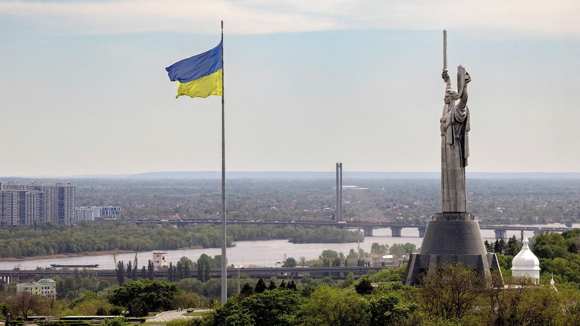 "Бегство людей". Случившееся в Киеве поразило Мендель