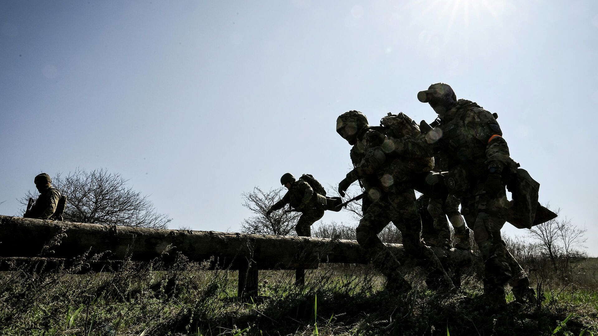 Источник: украинские пограничники набирают колумбийцев в ряды ВСУ