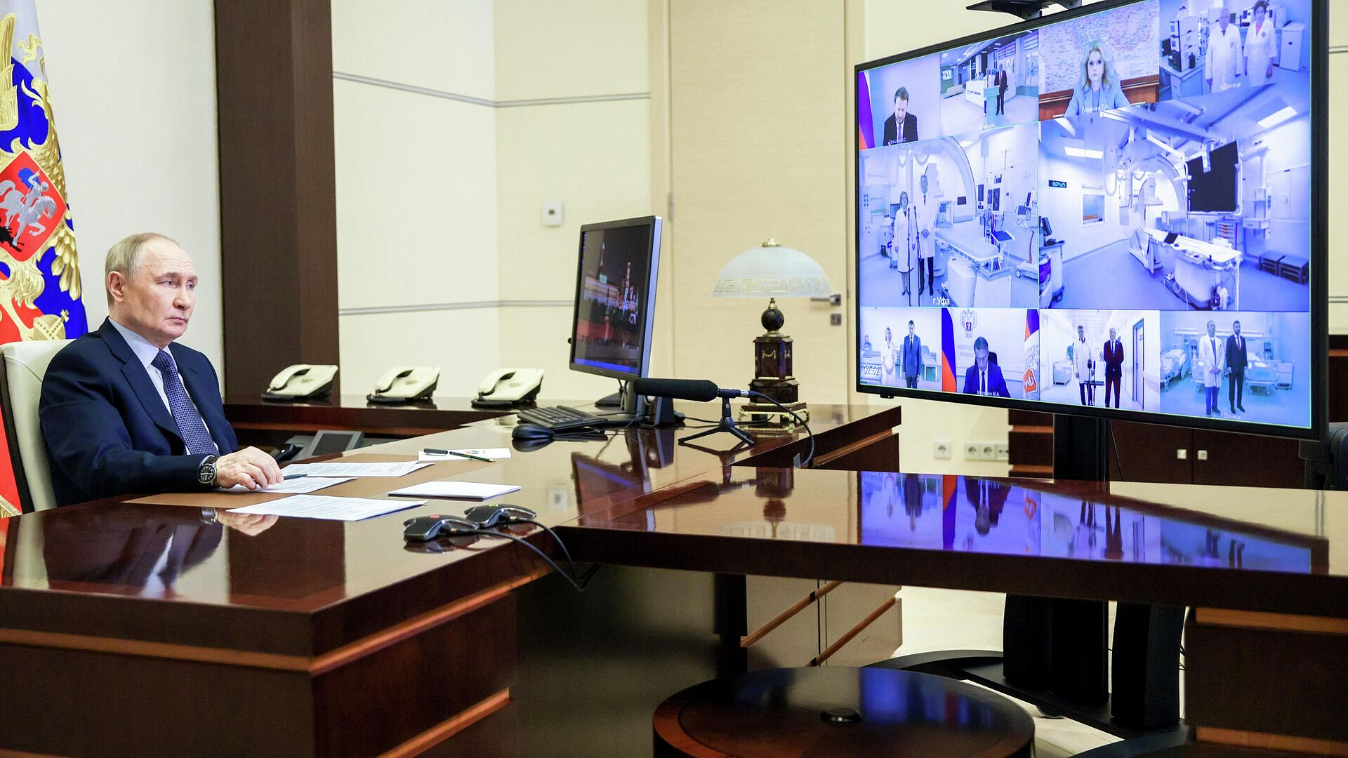 ����� ������ �������� ����� ����������� � ��������