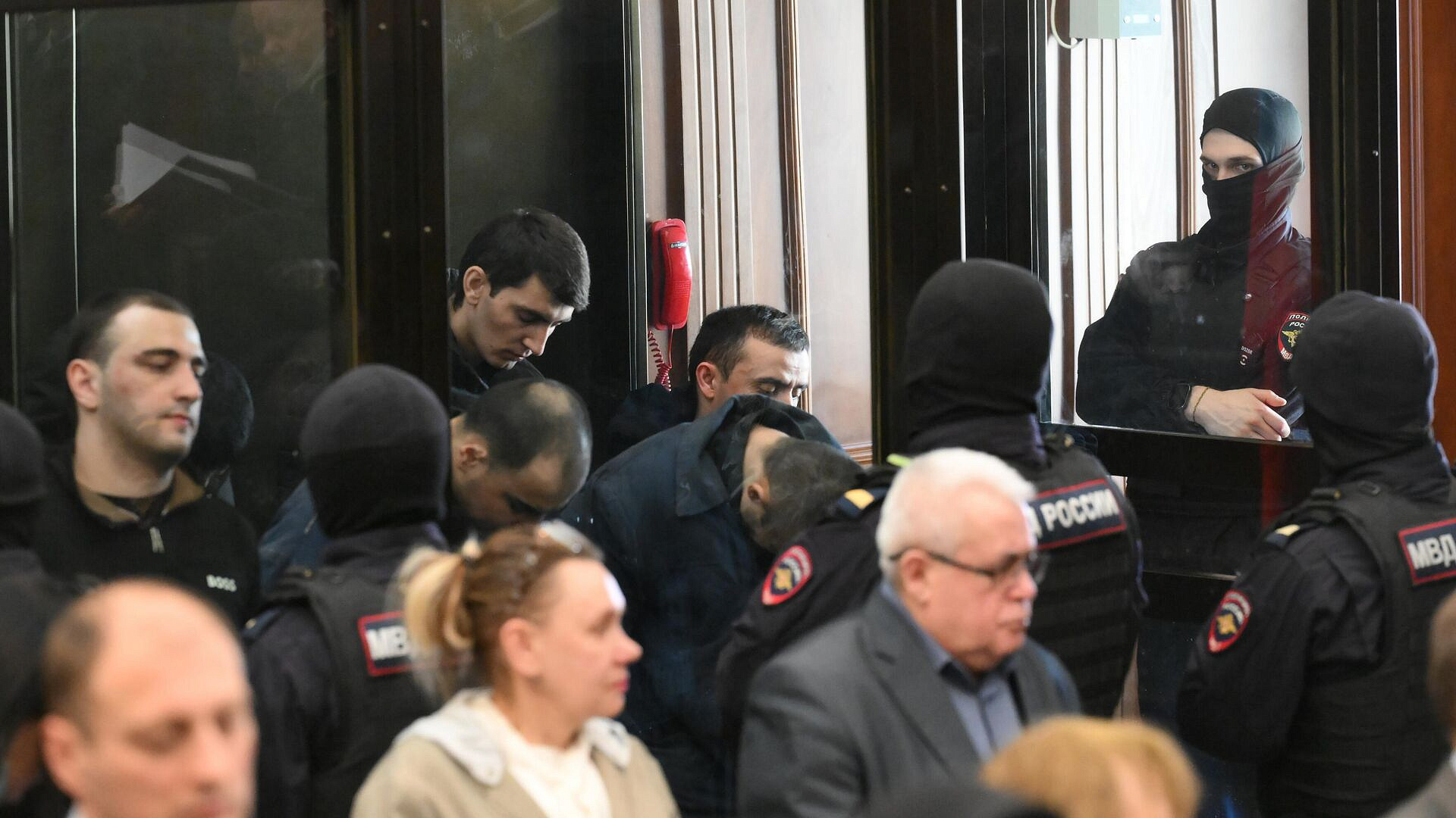 Управляющую хостелом, где жили исполнители теракта в "Крокусе", осудили