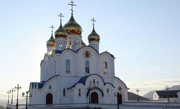 Пара на Камчатке обвенчалась в соборе во время землетрясения