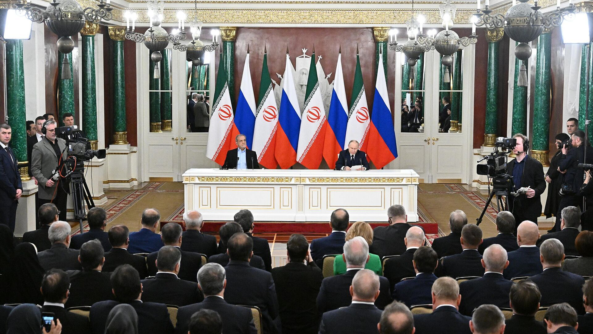 ������ � ���� ������������ �������� ���� ����� � �������������� ��