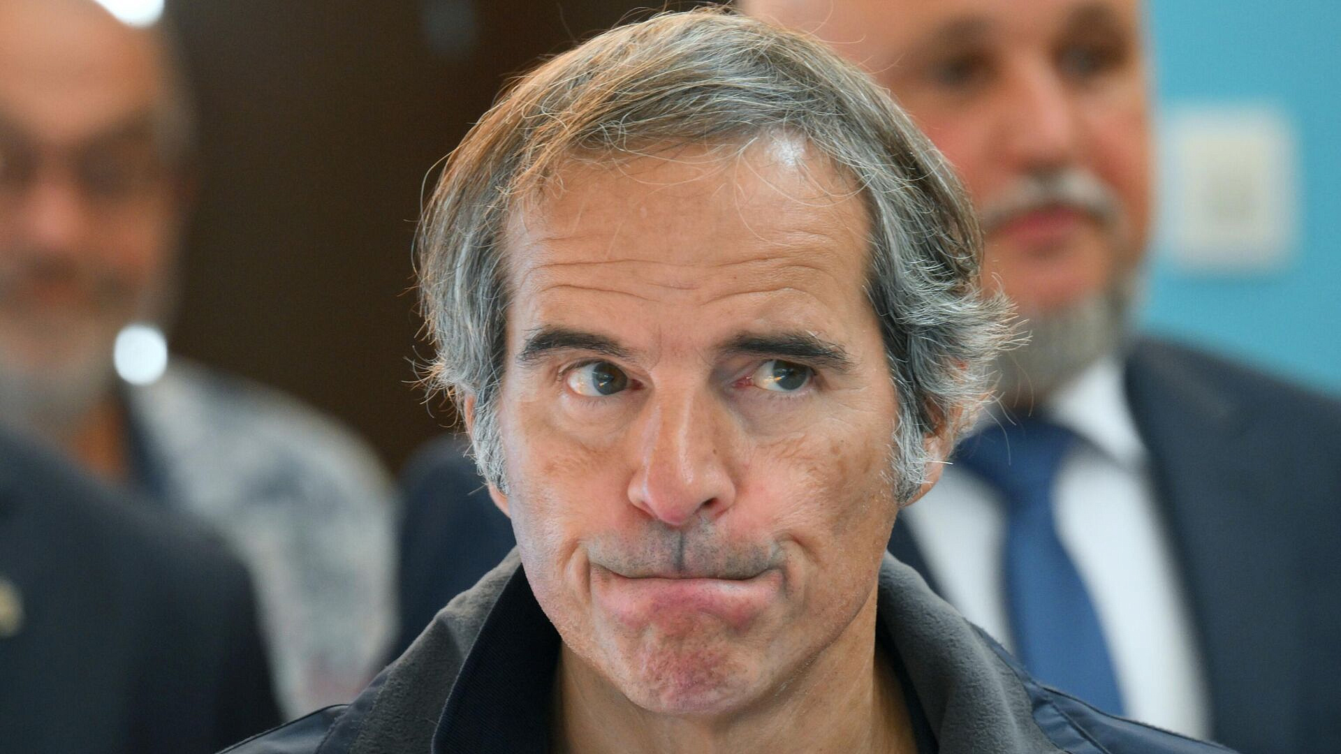 Гросси заявил, что видел следы атак дронов во время визита на Курскую АЭС