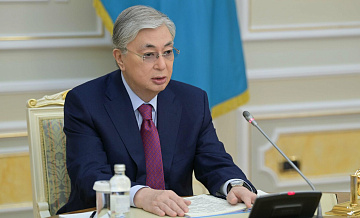 Токаев призвал укрепить институт брака как союза мужчины и женщины