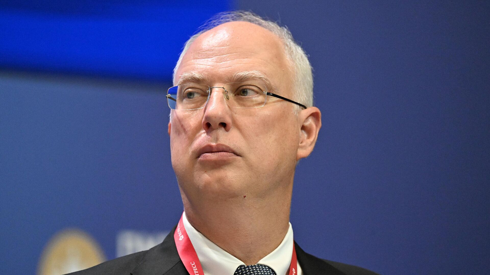 Дмитриев назвал Мерца специалистом по разрушению Германии