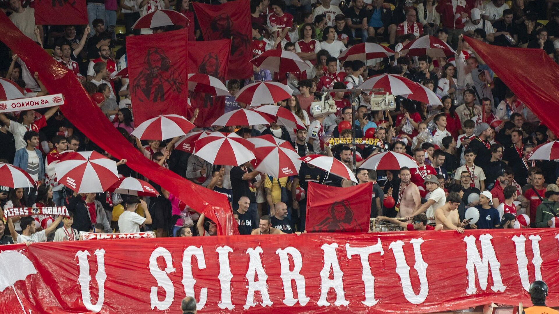 ���� ������� "�����������" ������� �� ����� � ����� ��������� ������