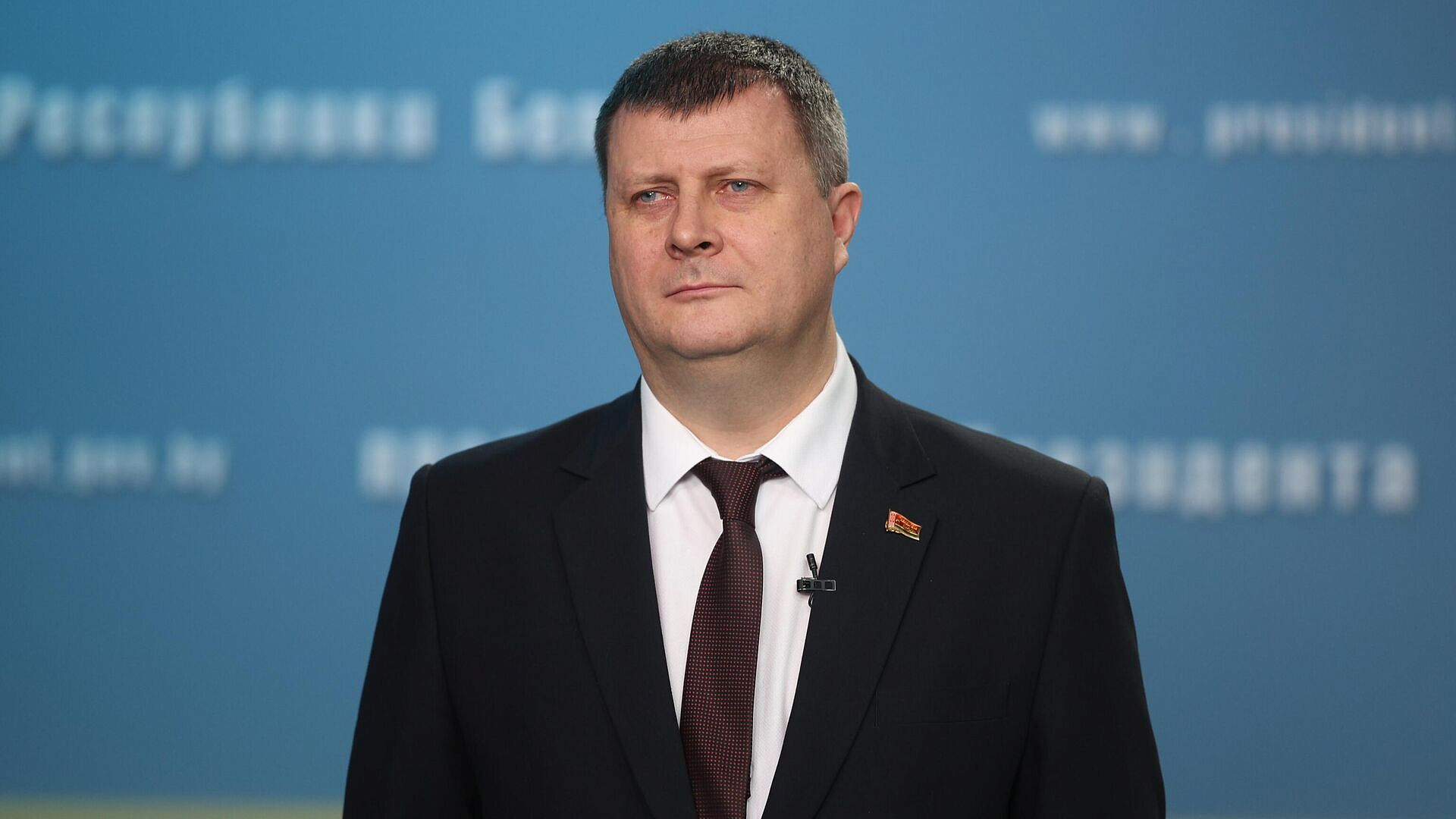 Минск выступает за скорейшее мирное урегулирование на Украине, заявил посол