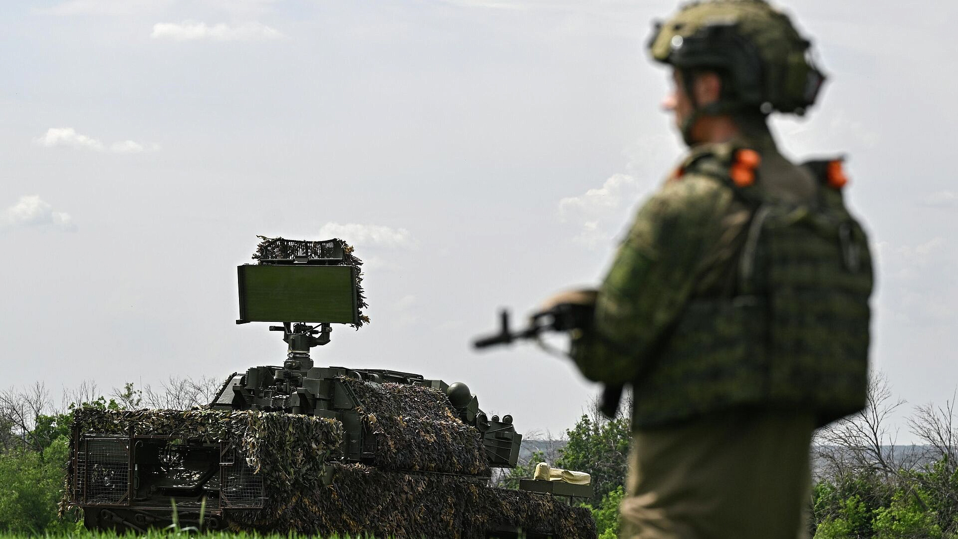 ВСУ потеряли более 335 военных в зоне действия "Центра" за сутки