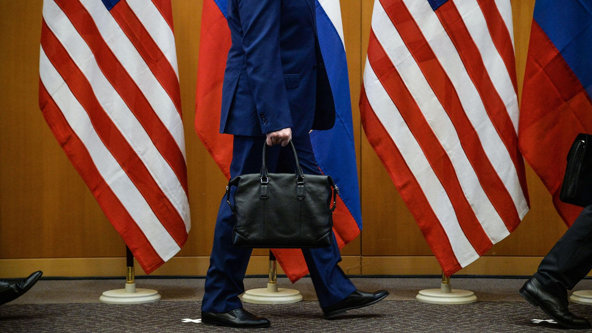 Количество городов-побратимов России и США сократилось вдвое