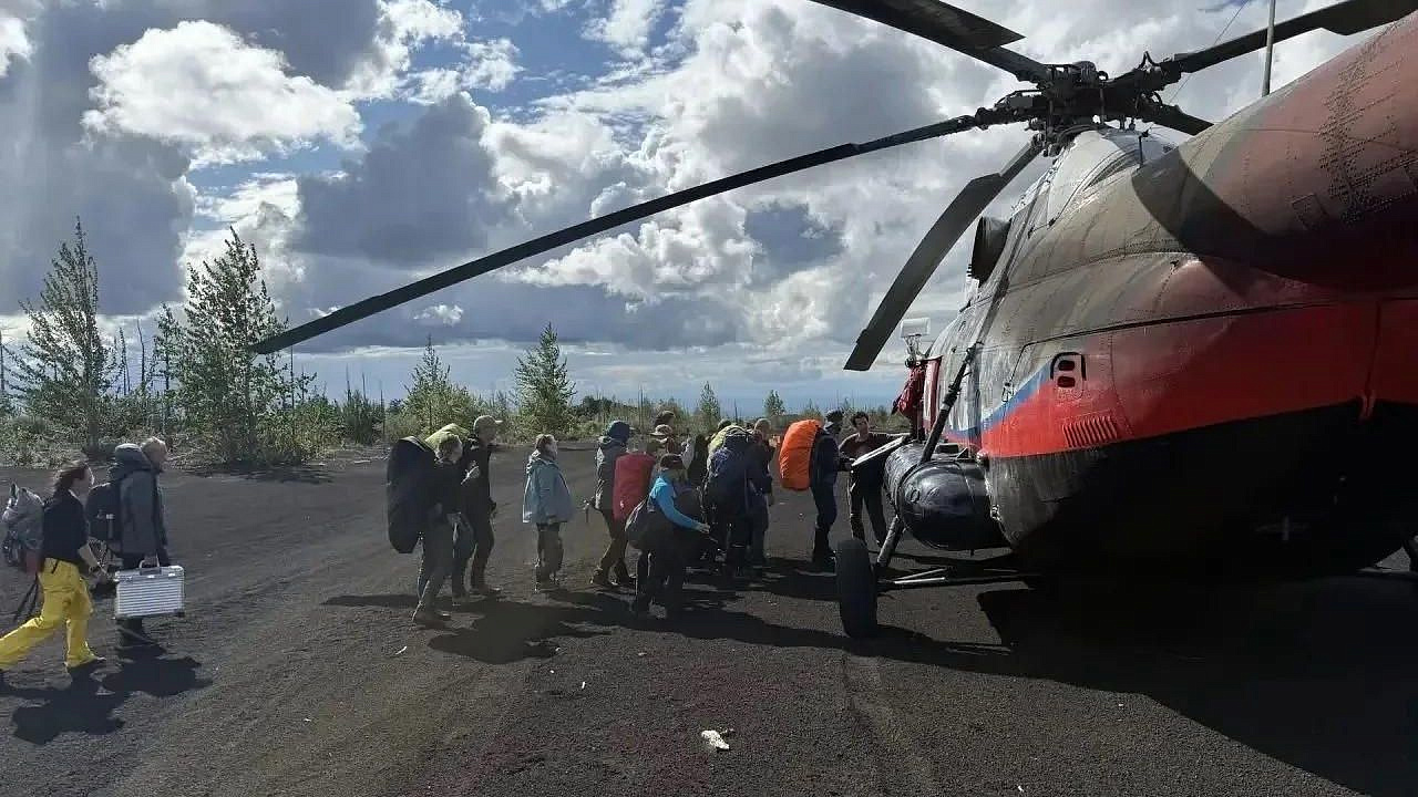 Эвакуированных туристов доставили в Петропавловск-Камчатский