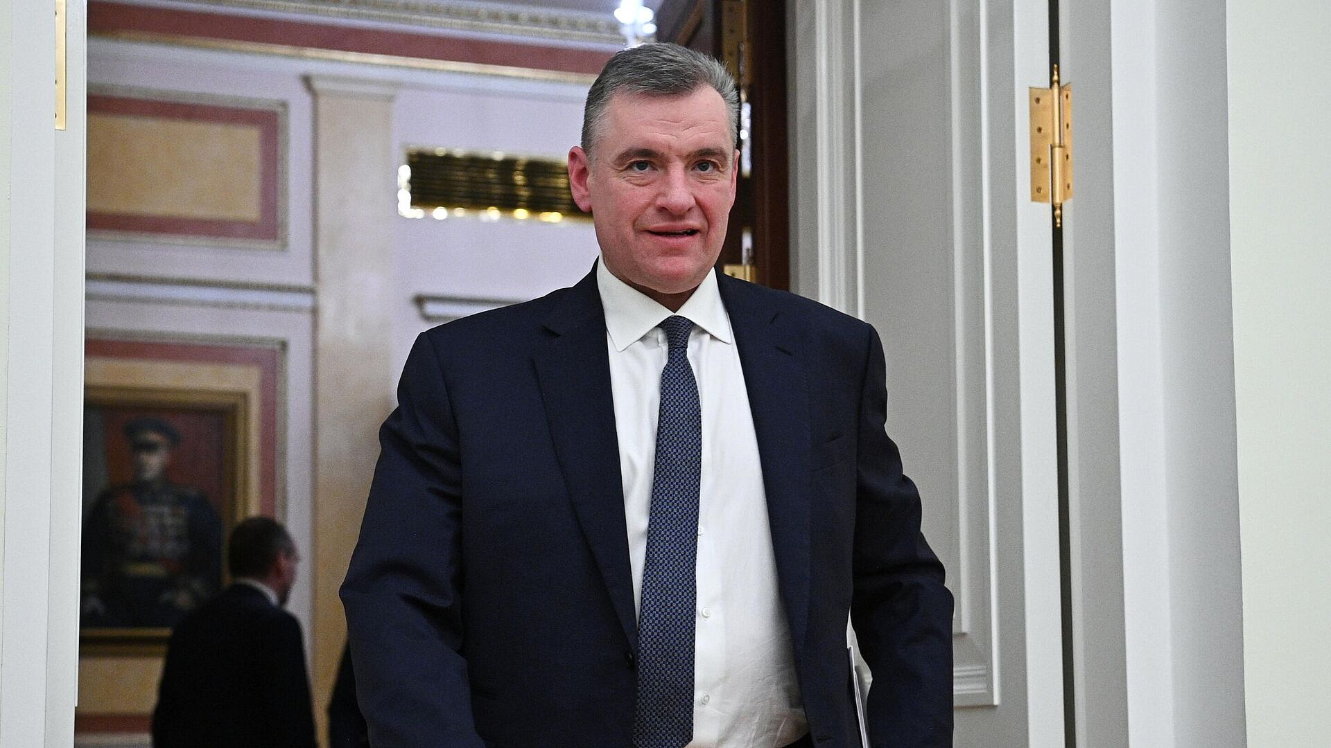 Слуцкий проголосовал на выборах депутатов Мосгордумы