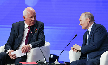 Чемезов в кругу машиностроителей предложил тост за Путина