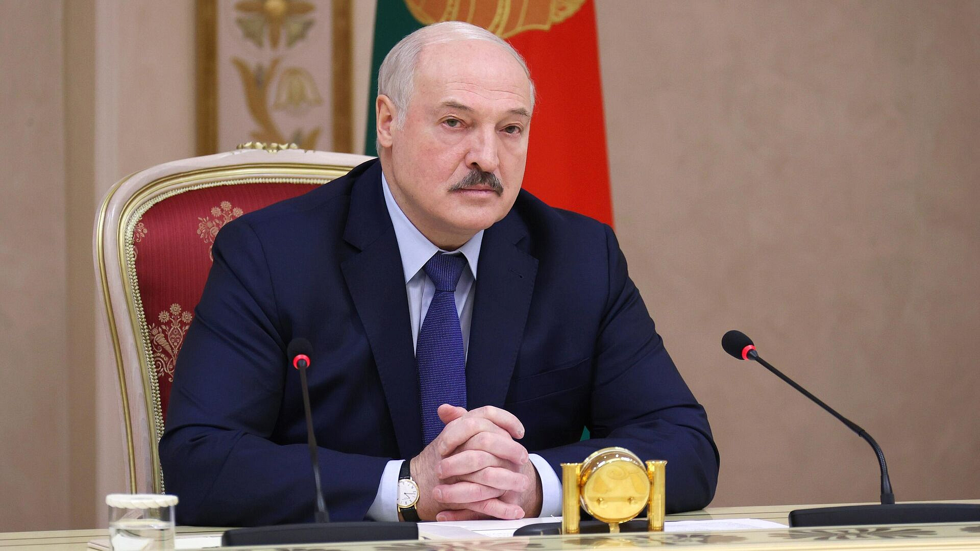 Лукашенко заявил, что пытается понять Зеленского
