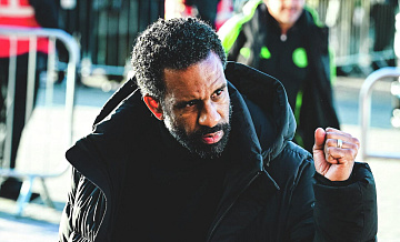 "Селтик" уволил главного тренера спустя месяц после назначения