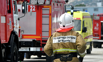 В Анапе фрагменты беспилотника попали в жилой дом