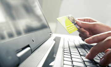 Стало известно, сколько россиян покупают товары на маркетплейсах в кредит