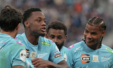 Троллинг Соболева и дебютный гол звезды: "Зенит" наконец-то дожал "Спартак"