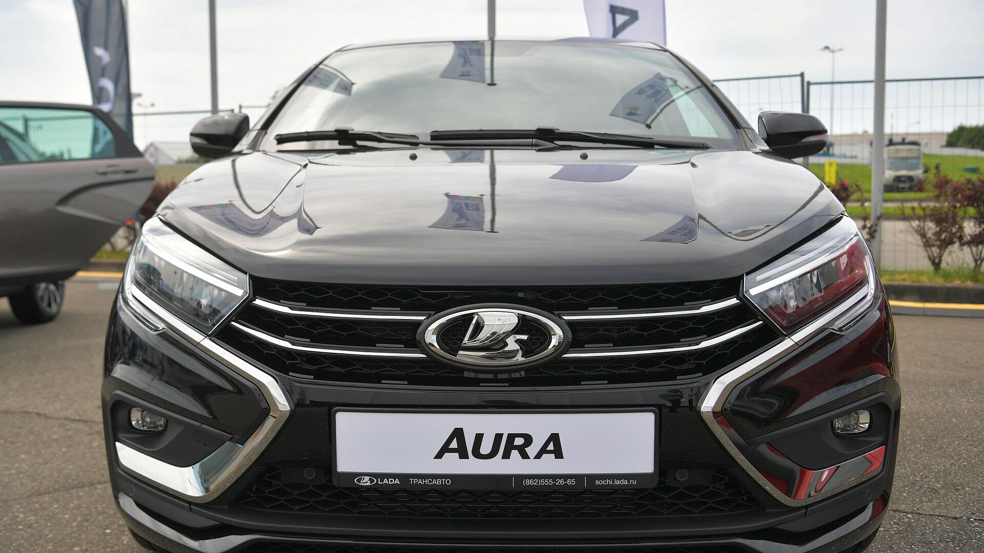 В Белоруссии начали продавать автомобиль Lada Aura