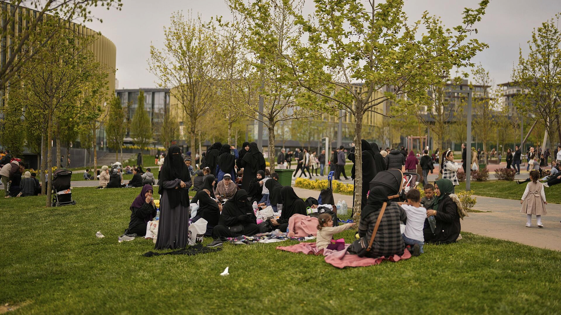 ������ �������� ���������� � �������� � ������ ����� �������������