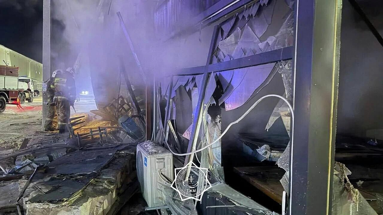 Число погибших при взрыве газа на севере Казахстана выросло до 11