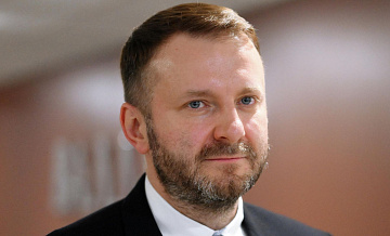 Орешкин сравнил подходы России и Запада к развитию технологий ИИ