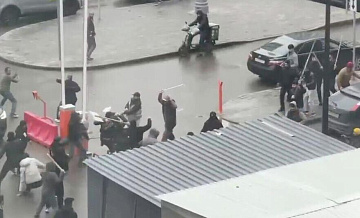 Более 80 человек доставили в полицию после конфликта на юго-западе Москвы