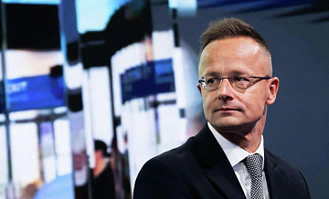 Сийярто призвал Киев прекратить атаки на танкеры