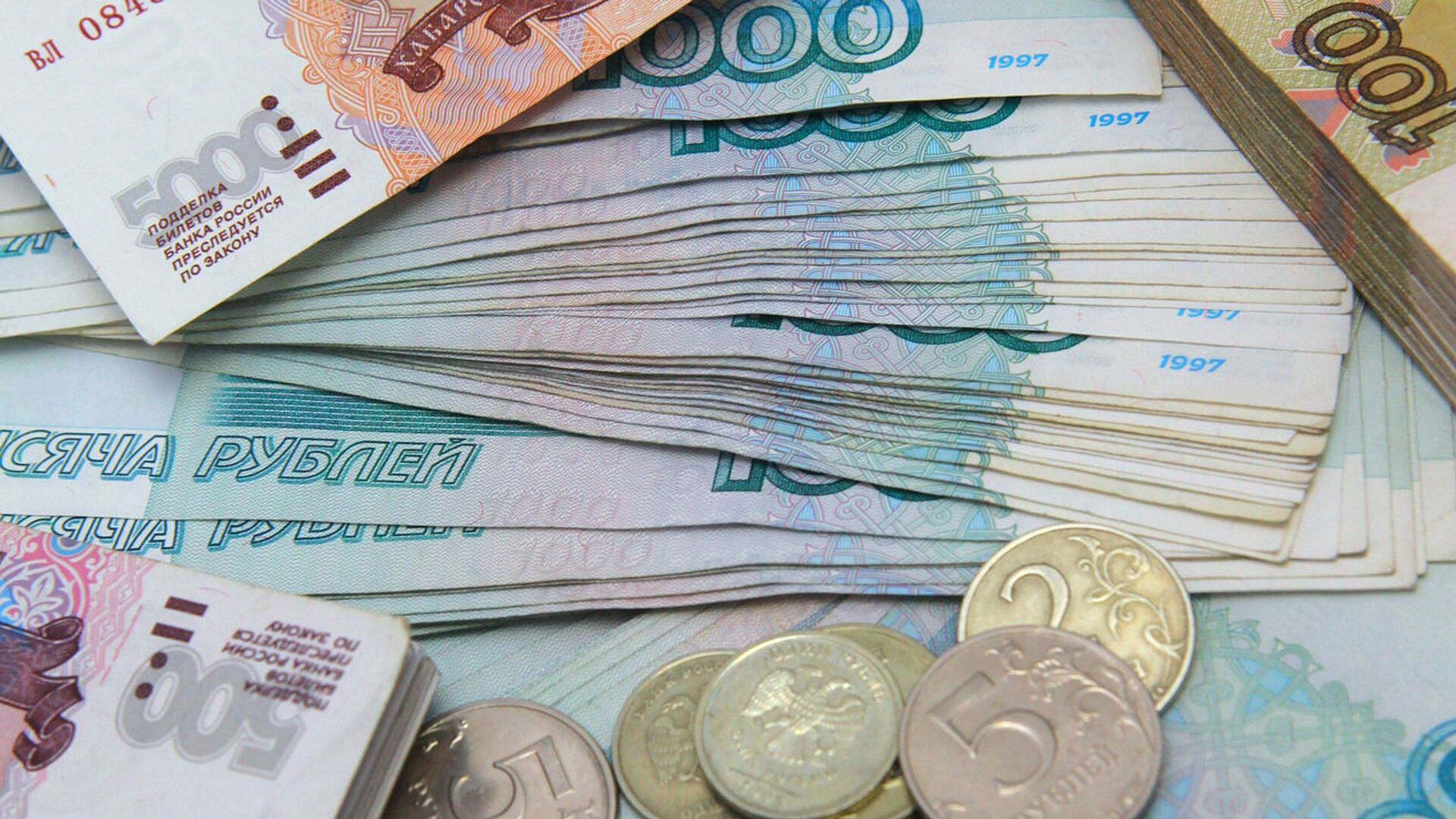 Объем наличных в обращении в России вырос до максимума с 2020 года