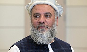 Кабул и Москва обсуждают возможность торговли в нацвалютах, заявил Азизи