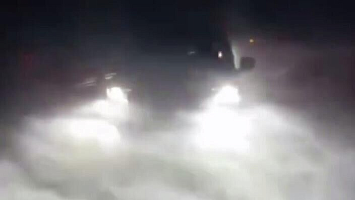 В Мурманской области из села Териберка вывели более 280 автомобилей