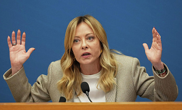 Мелони назвала ошибкой введение Трампом пошлин из-за Гренландии