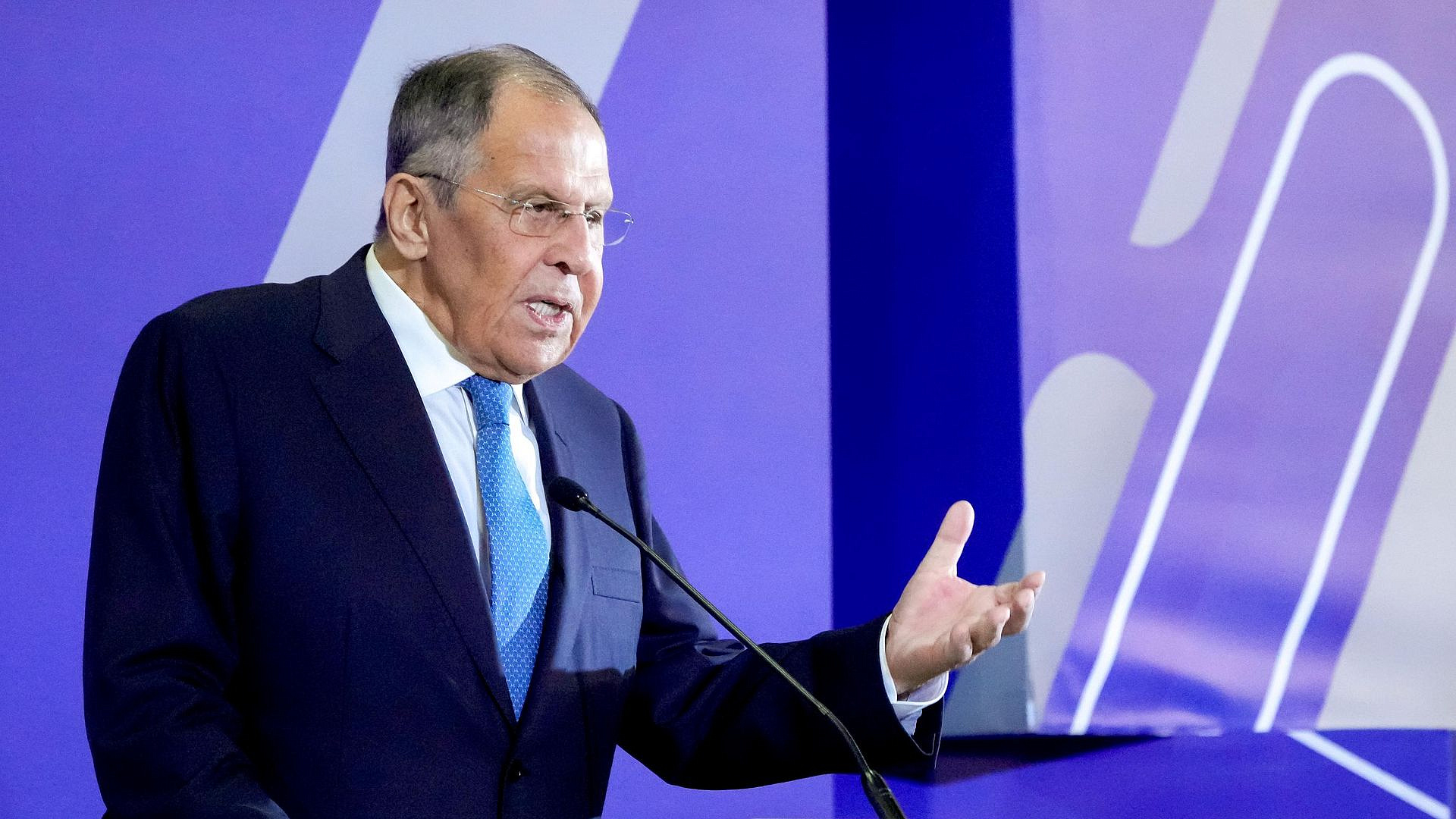 Лавров рассказал о положении народов республик СССР
