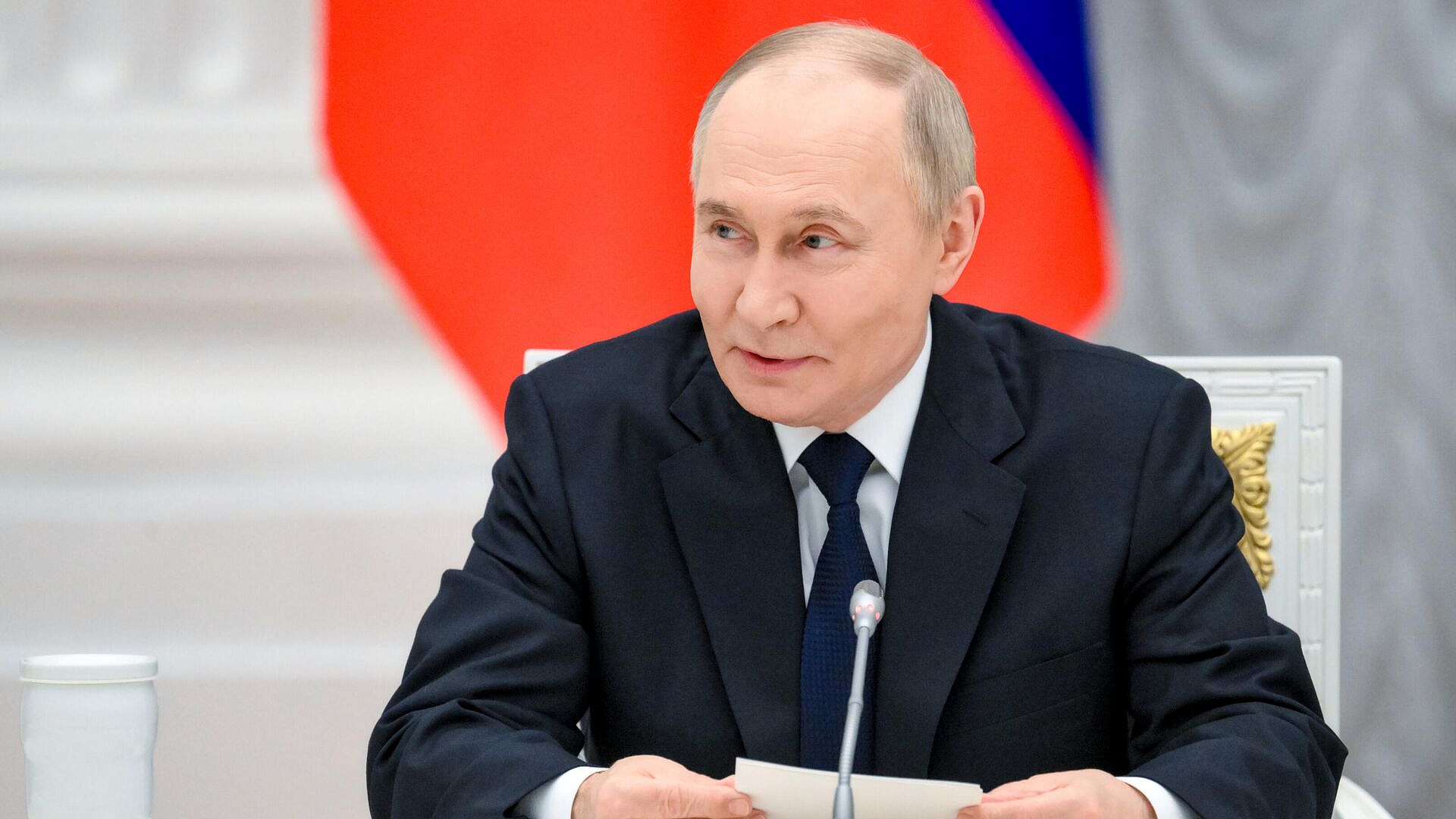 ����� ������������� ���������� � ����� � ������������� ������������