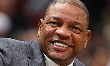 Риверс покинул пост главного тренера клуба НБА "Милуоки Бакс", пишут СМИ