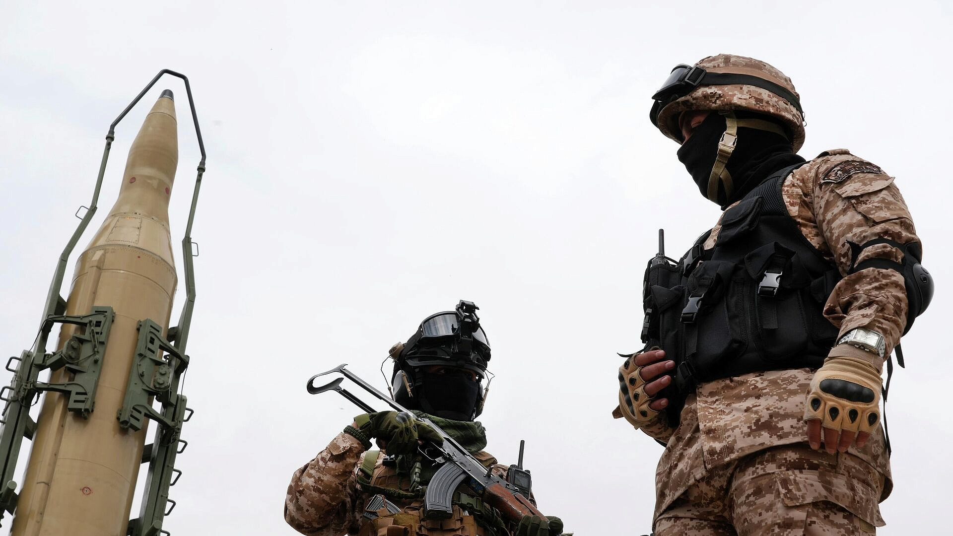 Иран сообщил об уничтожении самолета-заправщика при ударе по базе США