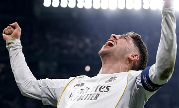 Хет-трик Вальверде принес "Реалу" победу над "Манчестер Сити" в плей-офф ЛЧ